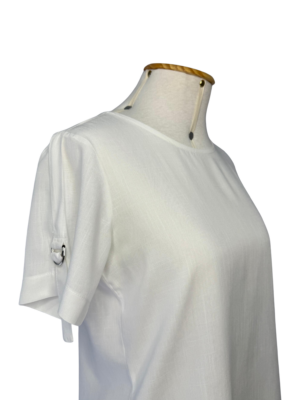 BLUSA COM DETALHE NA MANGA - OFF