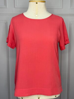 BLUSA COM BOTÃO NA MANGA - CORAL