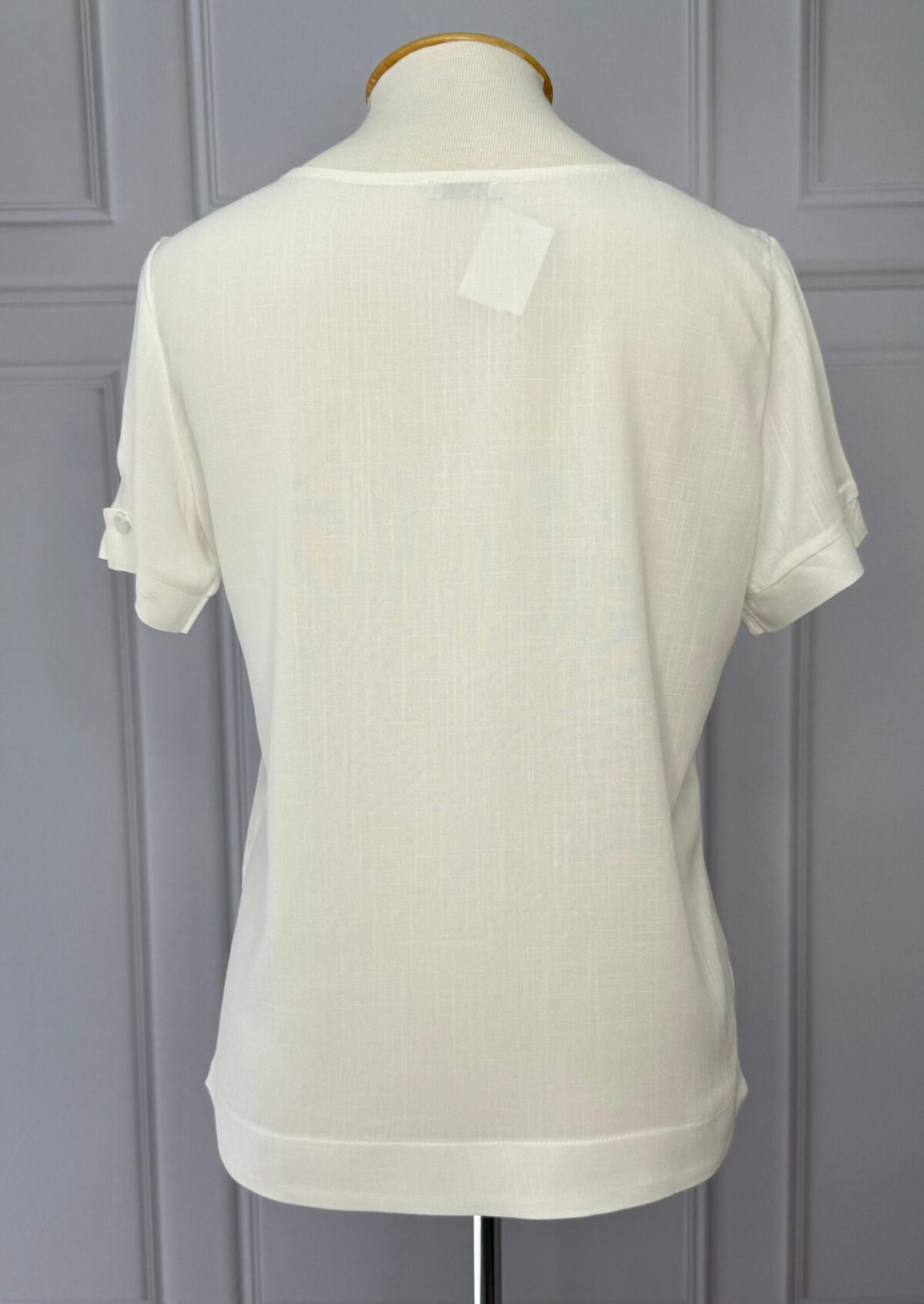BLUSA COM BOTÃO NA MANGA - OFF - Imagem 5