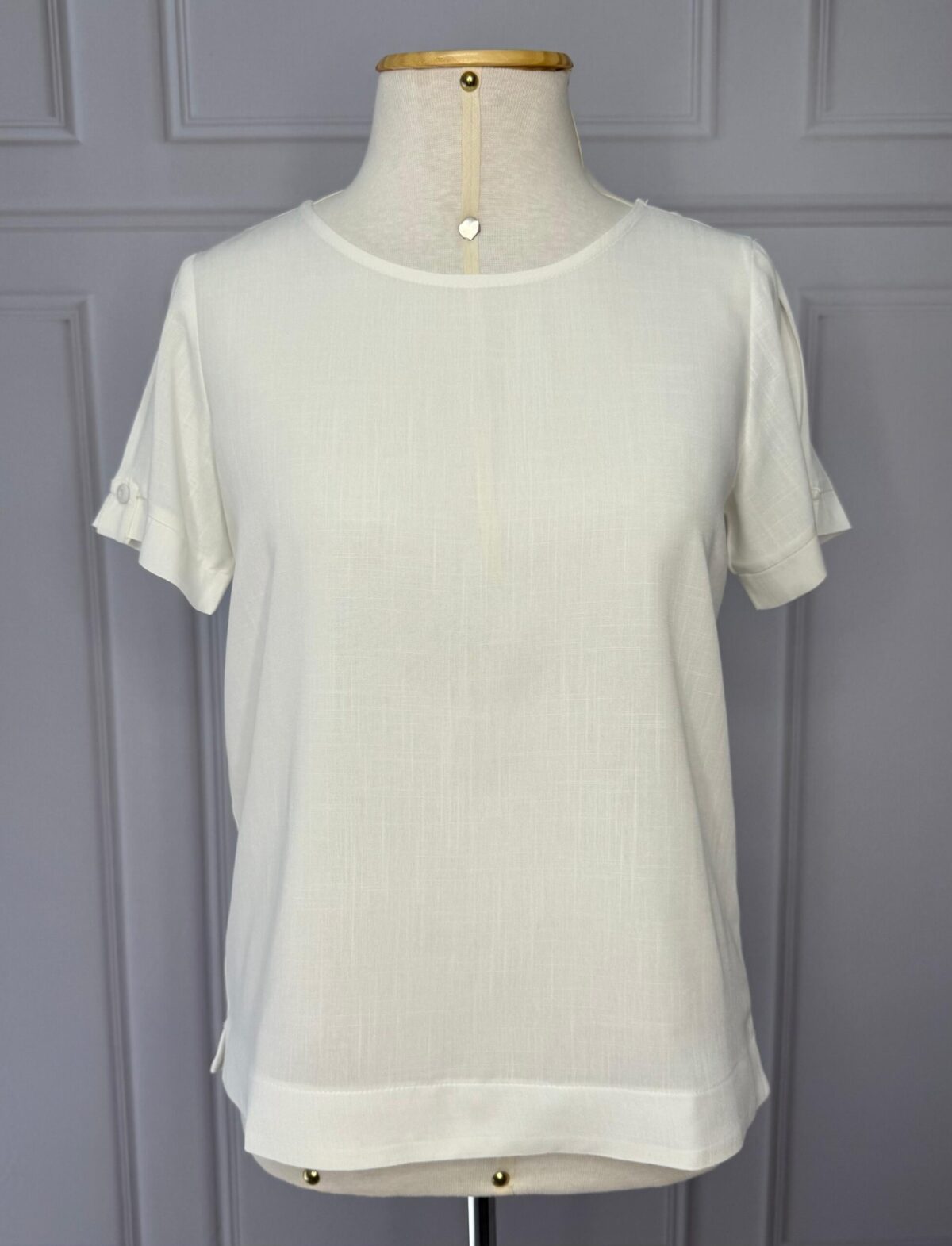 BLUSA COM BOTÃO NA MANGA - OFF