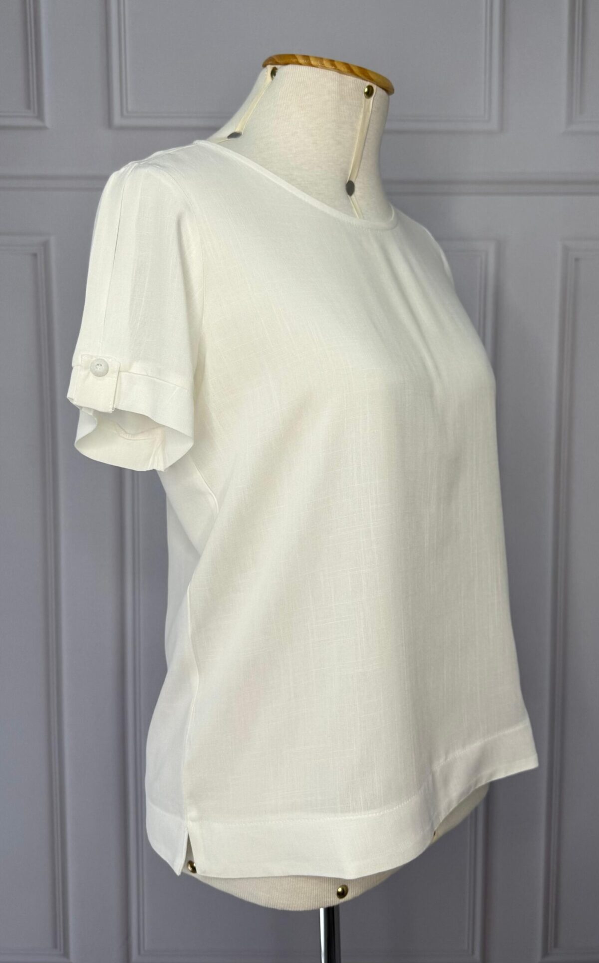 BLUSA COM BOTÃO NA MANGA - OFF - Imagem 3