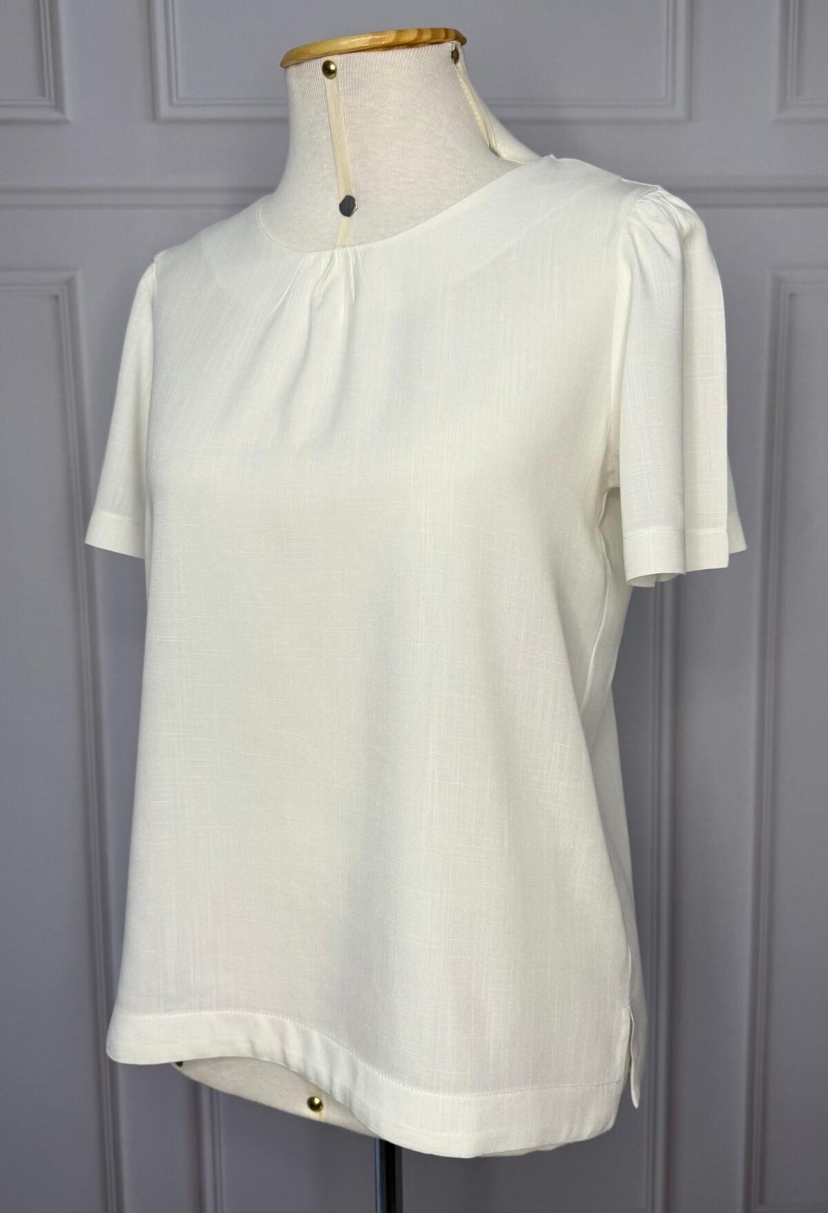 BLUSA DECOTE FRANZIDO - OFF - Imagem 3