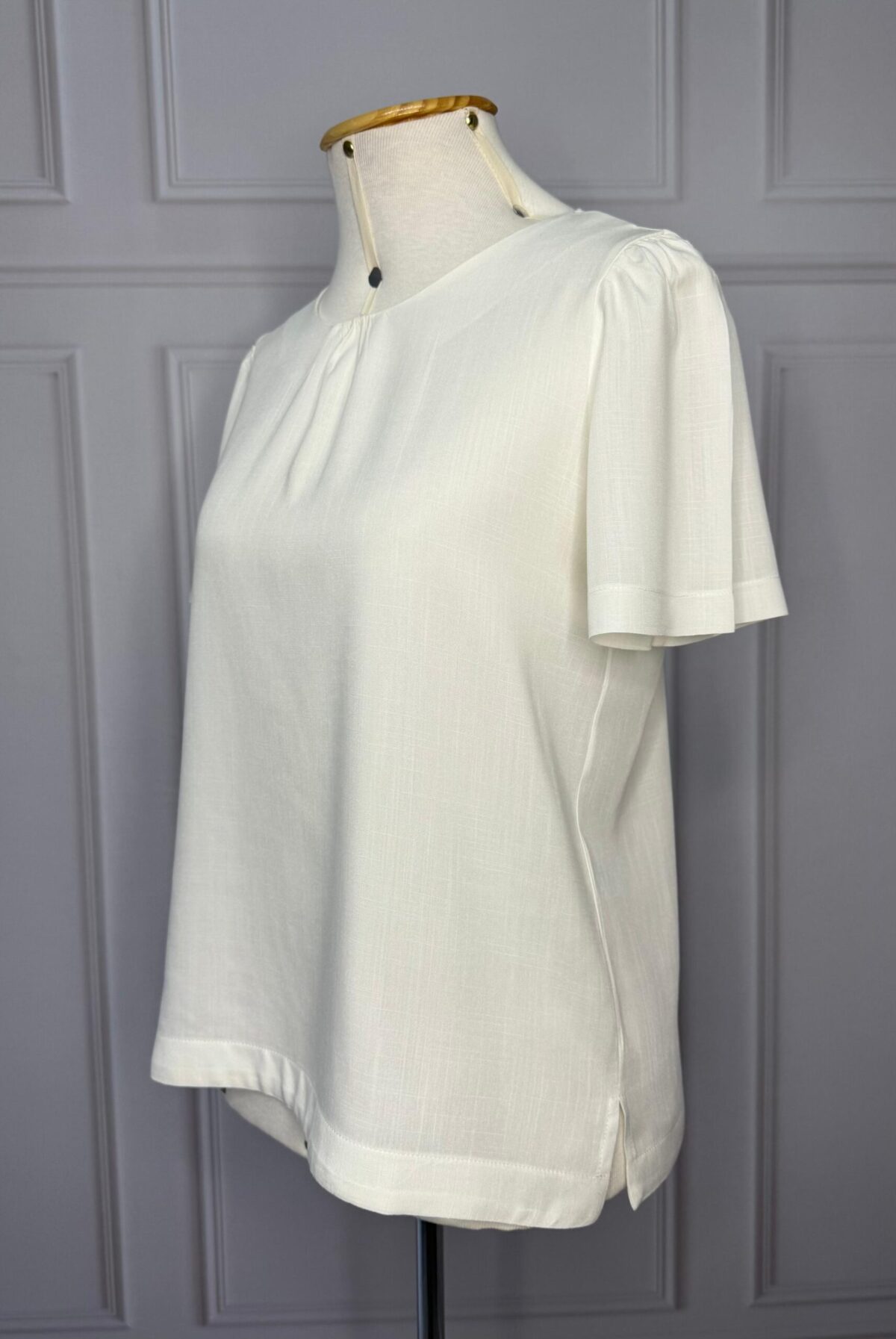 BLUSA DECOTE FRANZIDO - OFF - Imagem 4