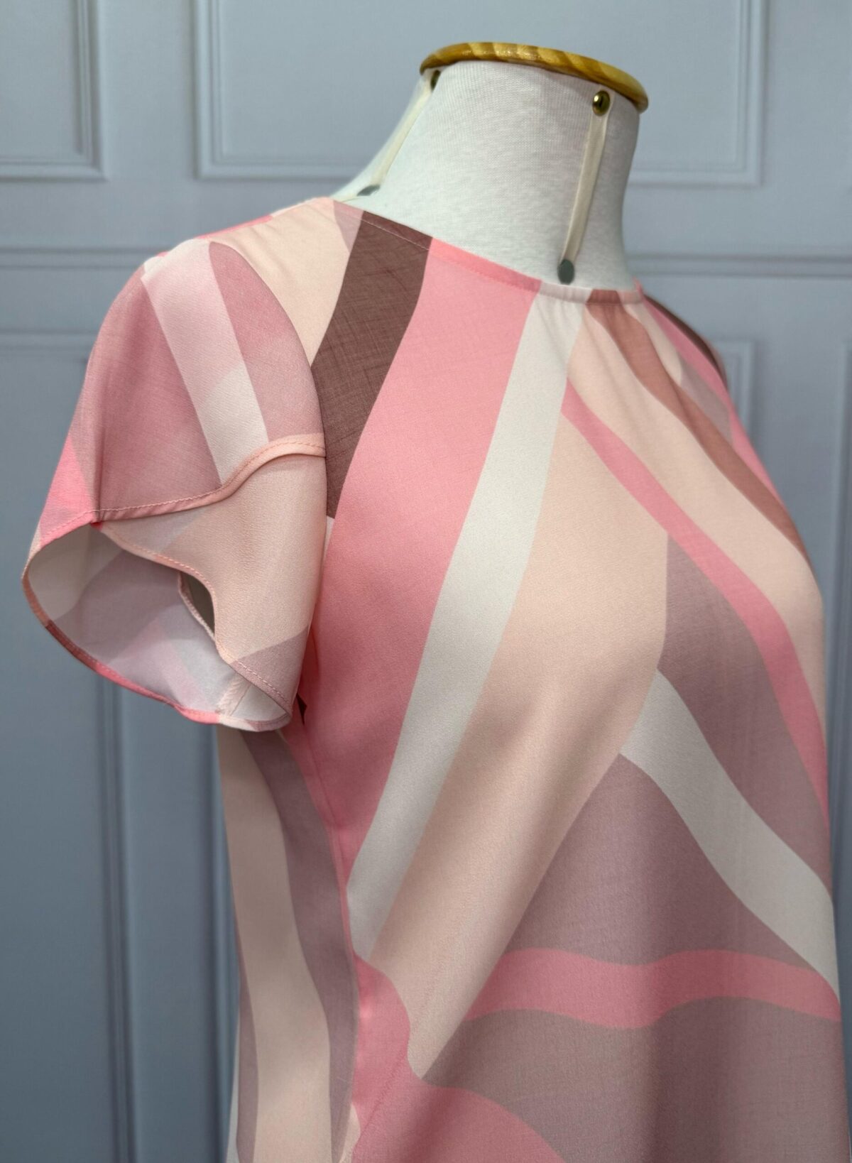 BLUSA ESTAMPADA COM MANGA TULIPA - ROSA - Imagem 2