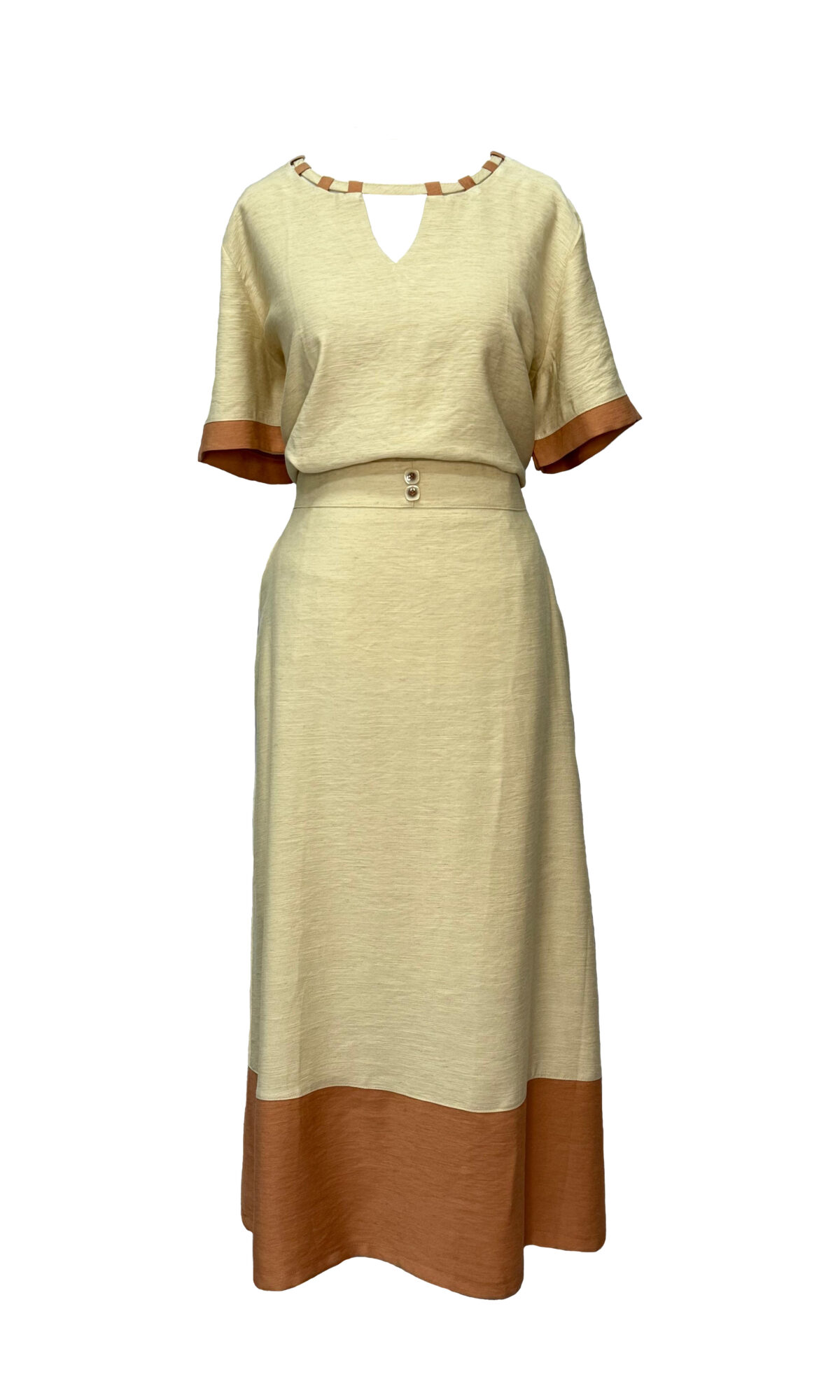 CONJUNTO COM SAIA ALFAIATARIA LINHO CAMEL/AREIA